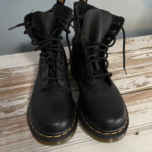 Dr. Martens 1460 Pascal Virginia Shoes